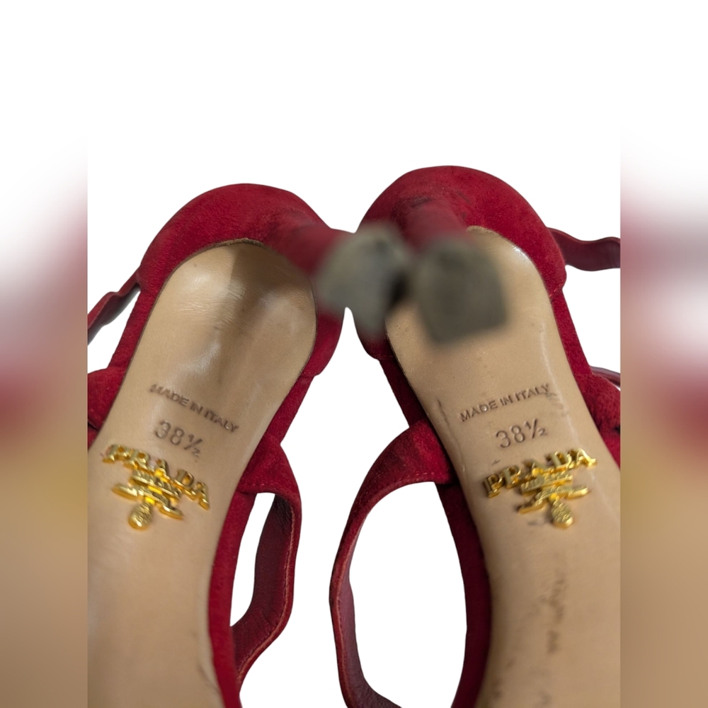 Prada Red Scalloped Suede Heels 38.5 - Picture 4 of 16